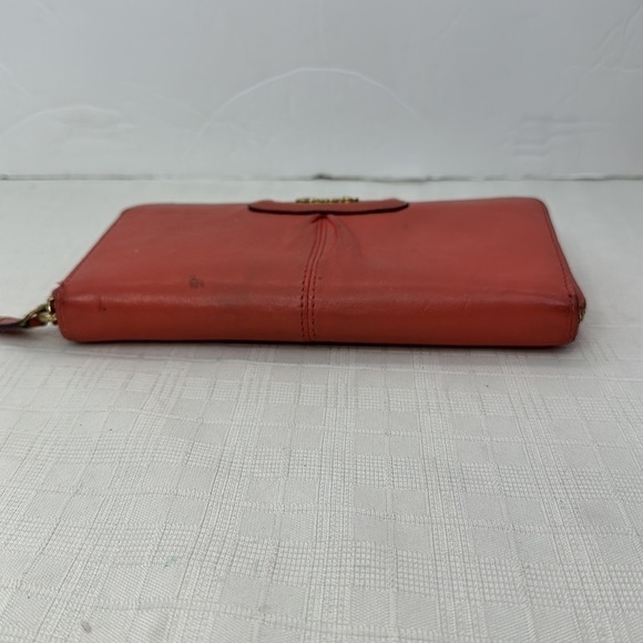 Coach ASHLEY LEATHER ZIP AROUND F48102 - Picture 5 of 11